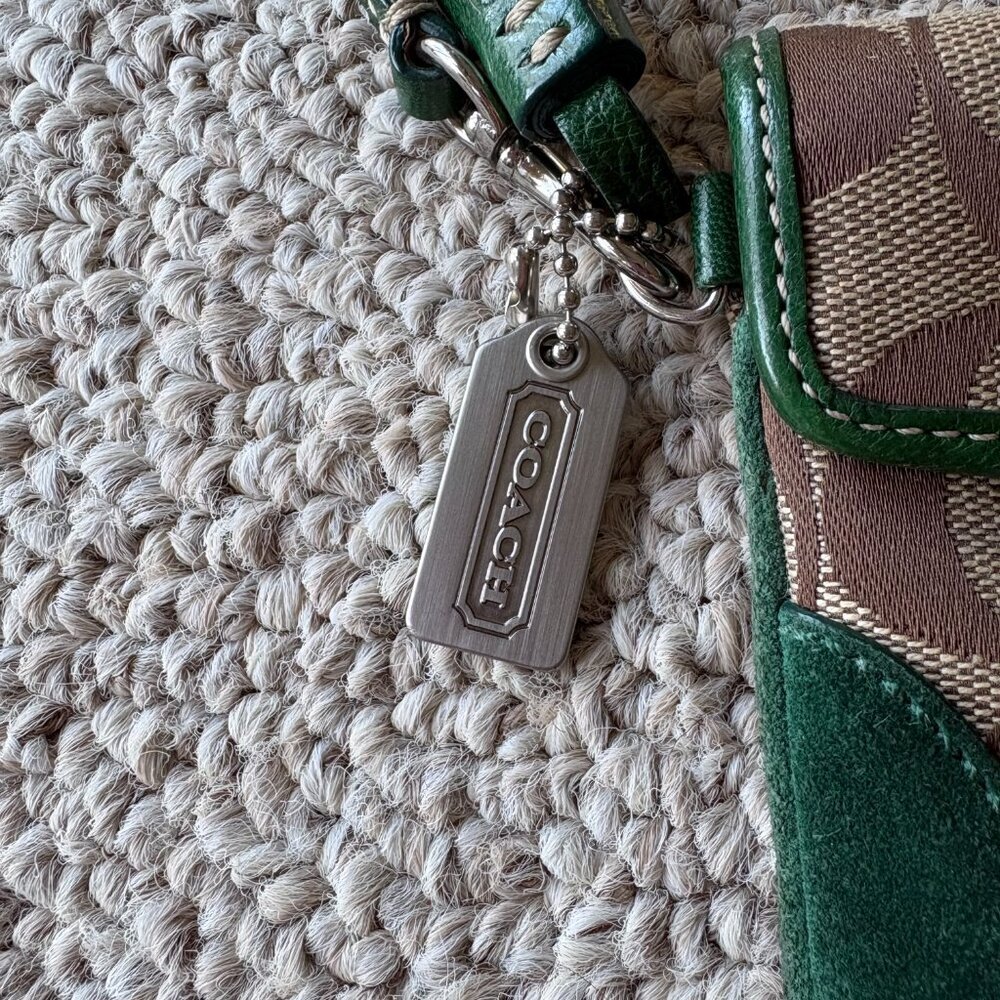 Vintage Coach Soho Signature Canvas Wristlet – Green Suede – Y2K Authentic vint - Picture 4 of 8